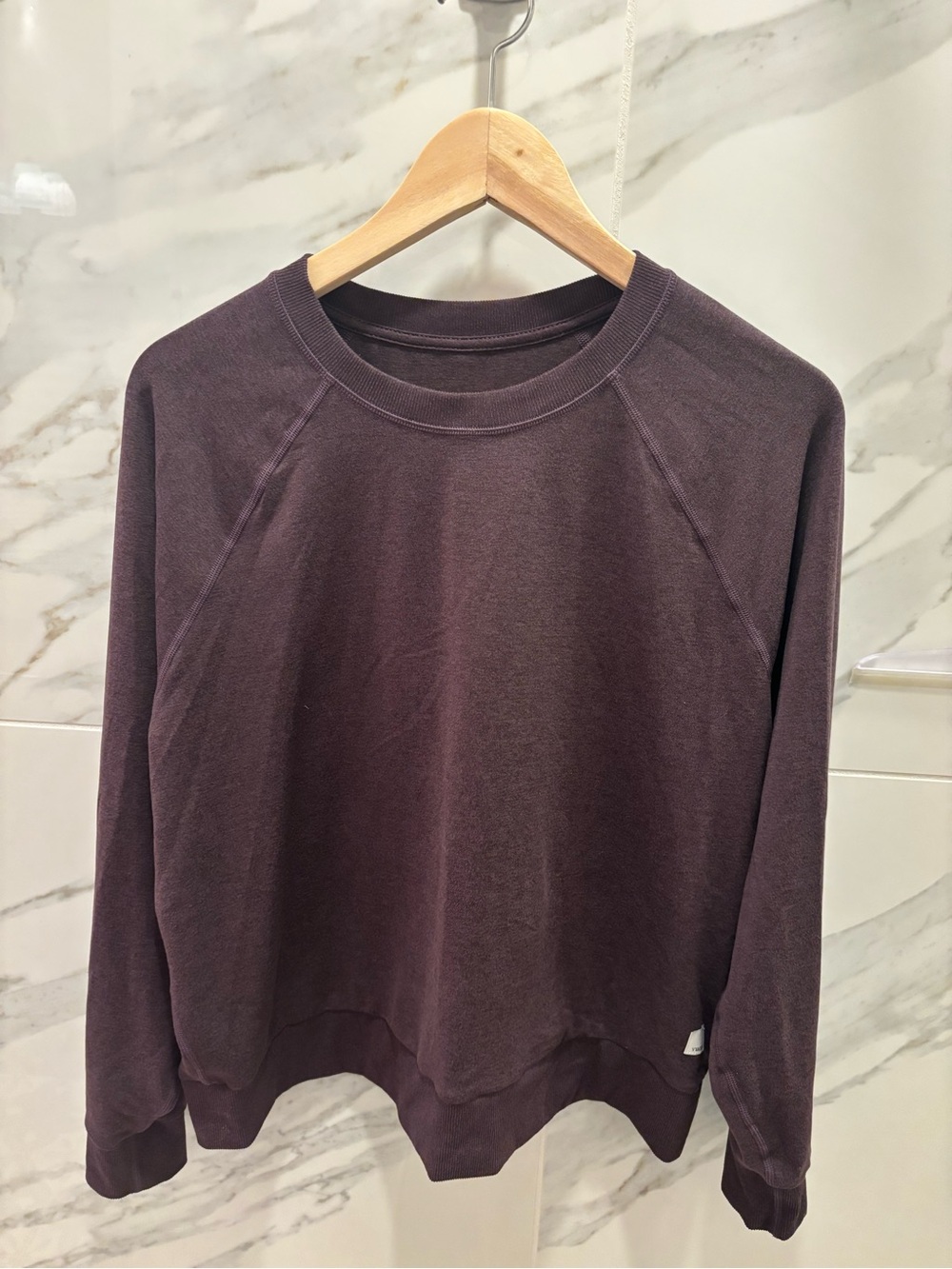 Vuori Women’s Halo Modern Crew - Sangria Heather